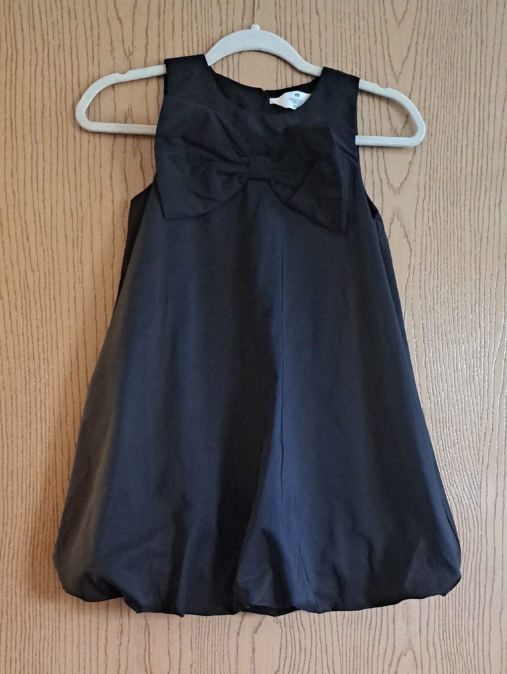 H&M Black A-Line Midi Skirt